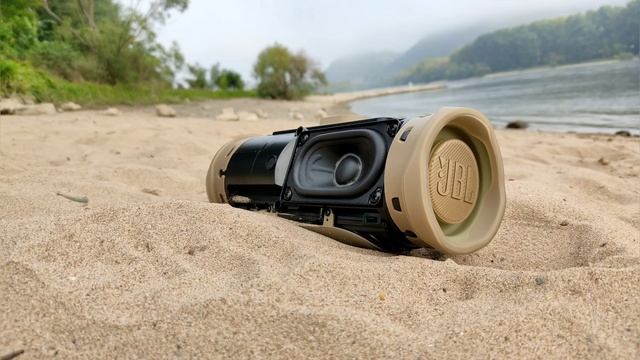 JBL CHARGE 4 GG LFM OUTDOOR BASS TEST 100% VOLUME смотреть онлайн
