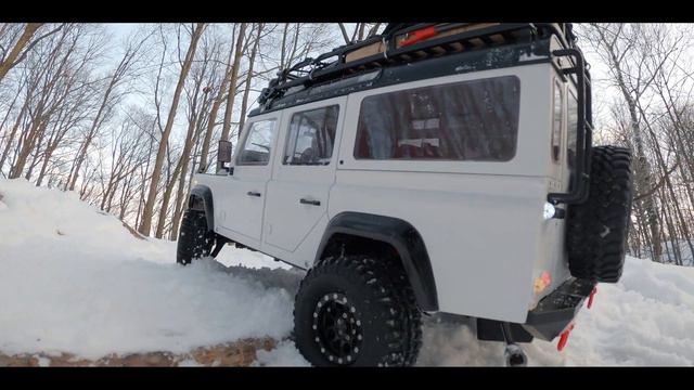 LAND ROVER DEFENDER D110 4X4 SNOW SUNDOWN OFFROAD ADVENTURE. смотреть онлайн