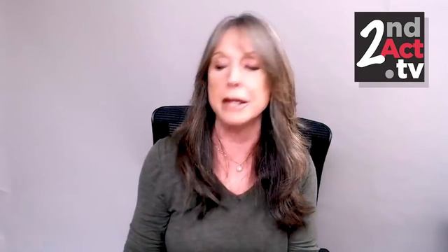 Dating Over 50: What Is Kittenfishing? Online Dating Behavior You May Experience (OR Be Guilty Of!) смотреть онлайн