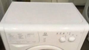 Стиральная машина INDESIT WISN82