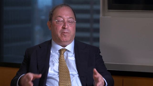 The Foundations of Delaware Corporate Law: Revlon v. MacAndrews & Forbes Holdings, Inc. смотреть онлайн