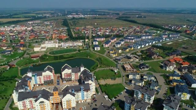 Резиденция Leader CONSTRUCTION/ укладка газона (отчетная съемка 10/2019)