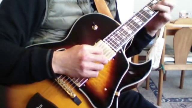 Round Midnight : Ibanez LGB30 George Benson смотреть онлайн