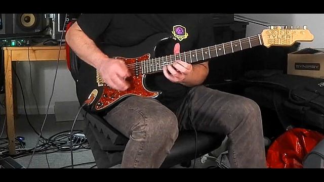 Shawn Tynan original "Restoration" James Tyler Classic Strat. Synergy IICP & Powerball preamps. смотреть онлайн