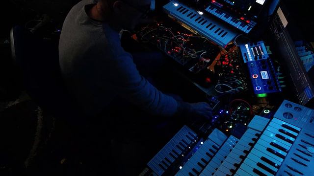#behringer, #arturiakeystep #moogsubharmonicon #pittsburghmodular #stream of 23 смотреть онлайн