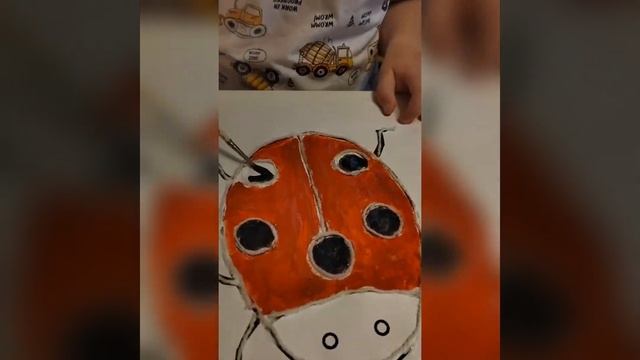 "Божья коровка" Нетрадиционная техника рисования при помощи верёвочки. смотреть онлайн