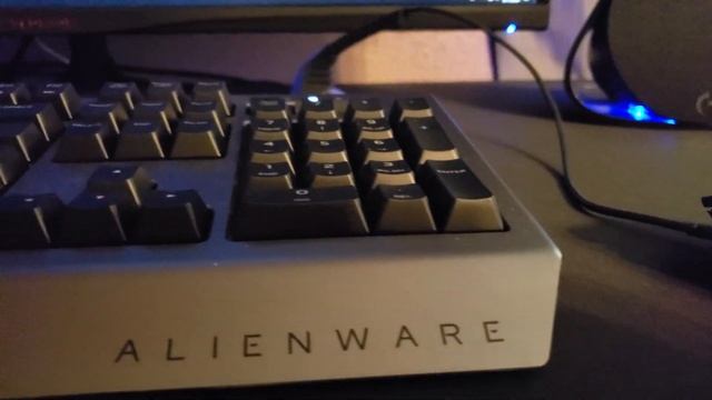 My New "Alienware" PC Gaming Setup! смотреть онлайн