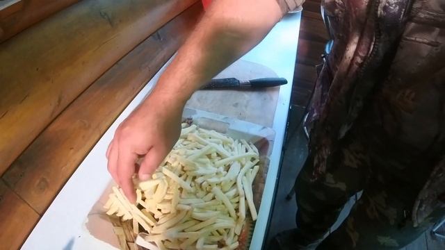 КАК ПРАВИЛЬНО ПРИГОТОВИТЬ КАРТОШКУ ФРИ В КАЗАНЕ + Очень вкусный соус смотреть онлайн