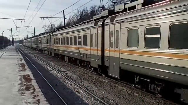 Электропоезд ЭД4М-0447 ЦППК платформа Зосимова Пустынь 3.02.2017 смотреть онлайн