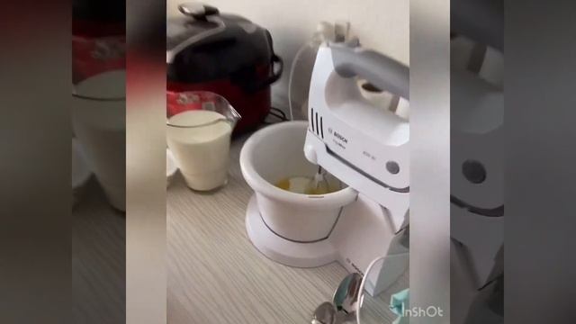 Домашние блины с вишневым медом