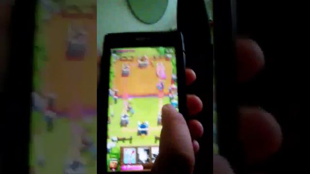 Мой брат играет в клэш рояль смотреть онлайн