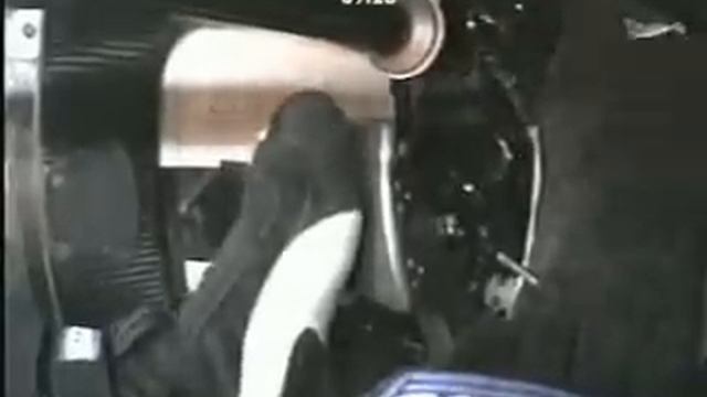 How to use feet in Formula 1 - De La Rosa - Hungaroring 2000 смотреть онлайн