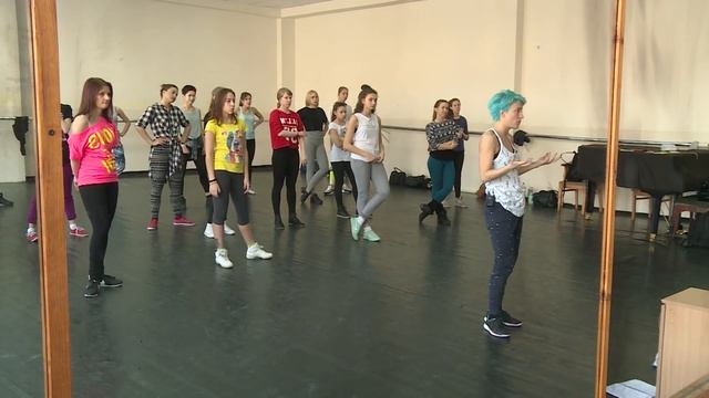 Что такое танцевальный стиль Waacking