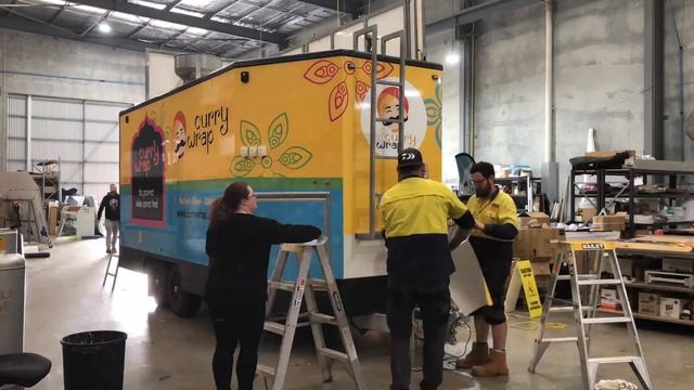 Vehicle Wrap Timelapse смотреть онлайн