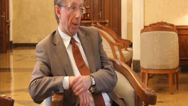Interview of the Russian Ambassador in Jakarta M.Galuzin (December 8, 2015) смотреть онлайн