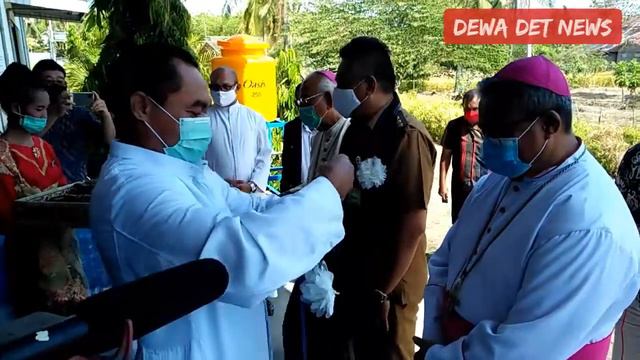 KETUA YAYASAN CRISTO RE SAMBUT BUPATI SIKKA DAN USKUP MAUMERE смотреть онлайн