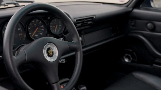 Porsche 993 Carrera смотреть онлайн