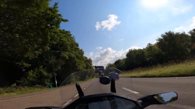 Honda GL1800 Gold Wing review – it really is *that* good смотреть онлайн