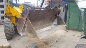 Замена ножа на погрузчике JCB. Компания М-сварка.