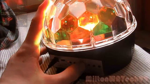 Unboxing the Super LED Dome Light w/ Speaker {YT First!} смотреть онлайн