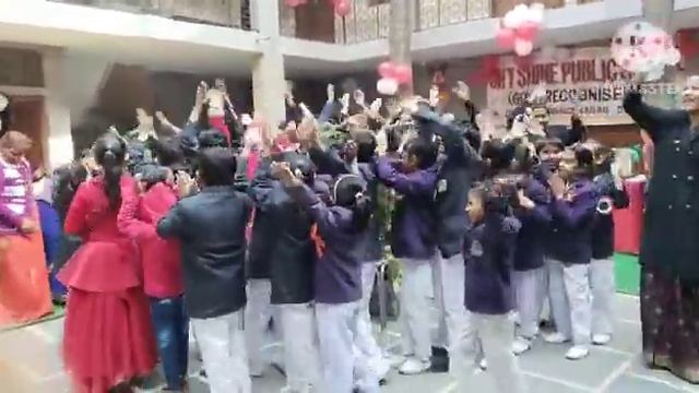 Christmas celebration in 2022-2023#program#viral#school#celebration смотреть онлайн