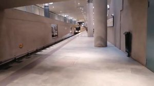 U-Bahn Berlin U-Bahnhof Bundestag U5
