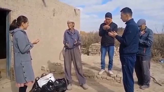 САУАПЛЫ ИСЛЕР ИСЛЕП БИР-БИРИМИЗГЕ КОЛДАН КЕЛГЕНШЕ ЖЕРДЕМ БЕРЕЙИК..