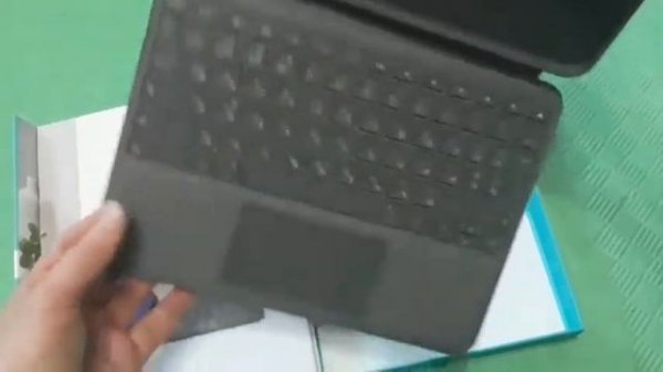 ОБЗОР клавиатура-чехол Logitech Folio Touch Case Backlit Keyboard iPad Pro 11" (2020/2018)