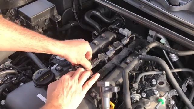 HYUNDAI GENESIS 2.0 TURBO SPARK PLUG CHANGE: Replace Spark Plugs On A 2010 Hyundai Genesis Turbo