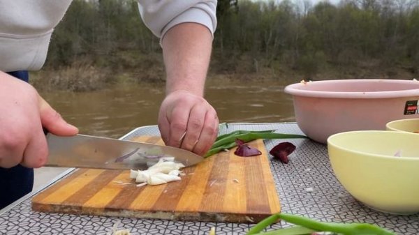 Готовлю кебаб на природе, на берегу реки. Food ASMR kebap
