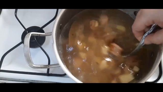 Супчик из кутаб и бутерброды. Когда нет мяса, но есть колбаски