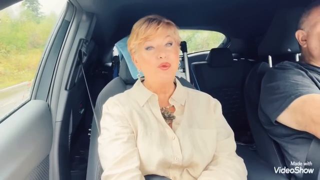 Майя удивляется ковру?Едем к сыновьям ?Барни конечно с нами ?Olga Kirchgessner смотреть онлайн