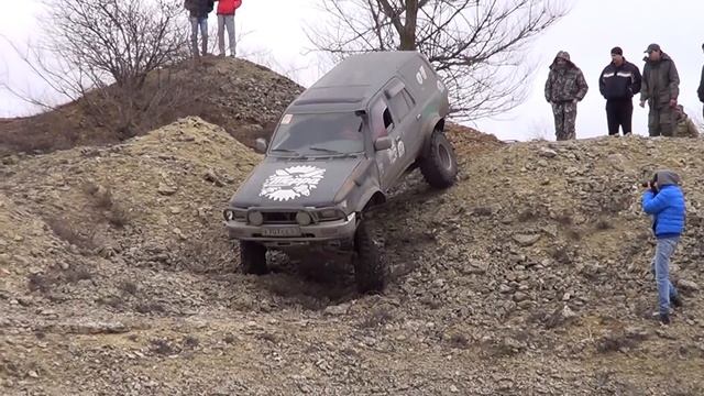 День рождения клуба,гора,карьер,грязь.