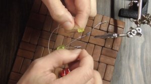 Как правильно подключить светодиод к 12 вольтам (в машине, к аккумулятору)