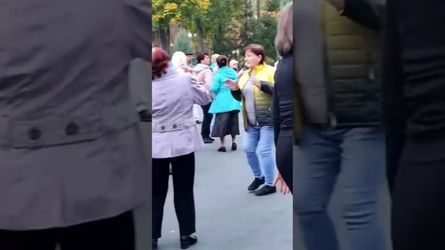 КАРАОКЕ ЧАРIВНИЧКО! смотреть онлайн