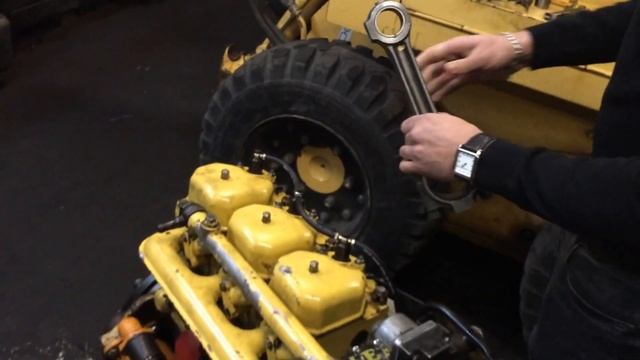 Погрузчик МКСМ 800 правильная установка поршневой группы. смотреть онлайн