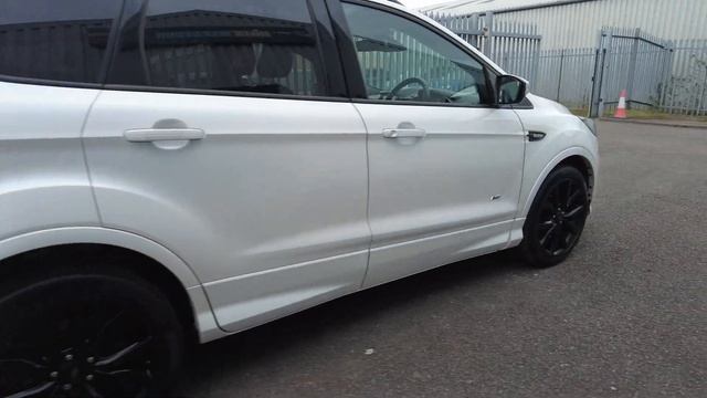 Ford Kuga ST-Line AWD - EF18FBY смотреть онлайн