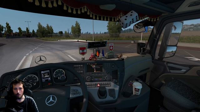 Update v1.35.x & neuer LKW - Wissenswertes - ETS2 | Deutsch смотреть онлайн