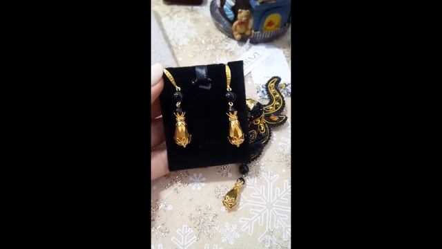 Брошь БЫК чёрный в золоте и Серьги с чёрным агатом смотреть онлайн