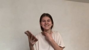 Кира плачет. Курсы накрылись. Спасаю компьютер. Знакомство с Ростиславом. Тайна имени.