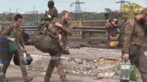 Сдача в плен Азов Вопросы солдатам Азова Мариуполь Азовсталь новости сегодня.mp4