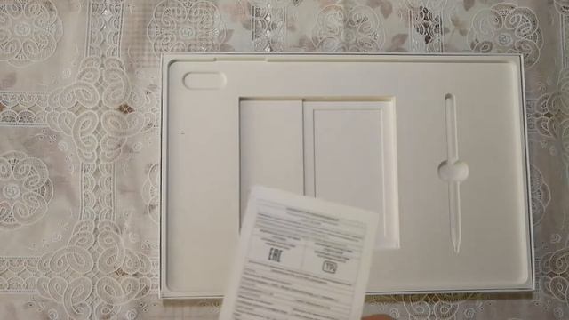 Просто распаковка: Samsung Galaxy Tab S8 Ultra (Unpacking / Unboxing) смотреть онлайн