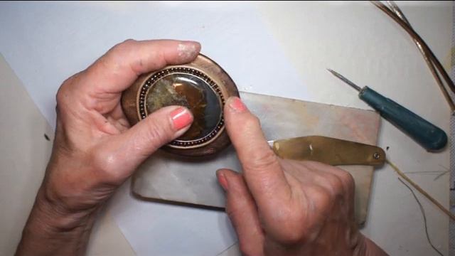 Делаем вместе колье кулон из кожи с натуральным камнем "Маркиза"Часть 2 смотреть онлайн