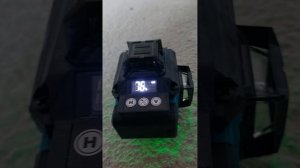 Обзор лазерного уровня Makita 4D 16 линий строительный.