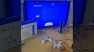 Игровая приставка с 200 классическими играми