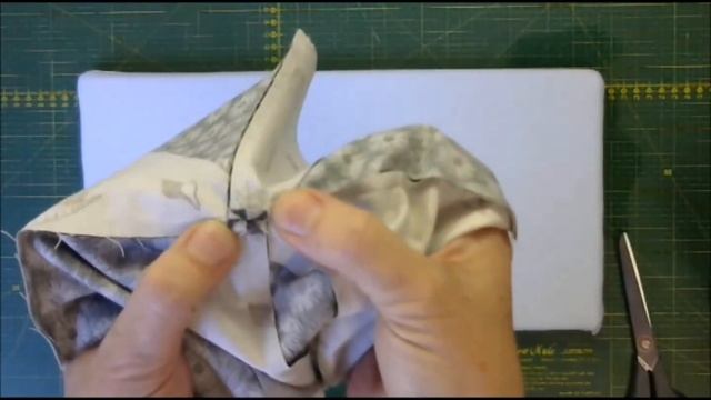 Маленькие хитрости пэчворка 34. Блок "исчезающая вертушка" смотреть онлайн