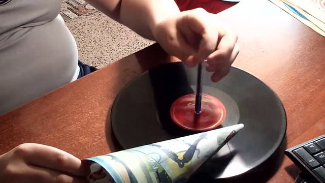 самодельный проигрыватель виниловых пластинок смотреть онлайн