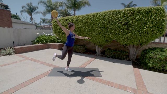 Water Polo Shooting: Master the "Catch and Shoot" ft. Maggie Steffens | Olympians' Tips смотреть онлайн