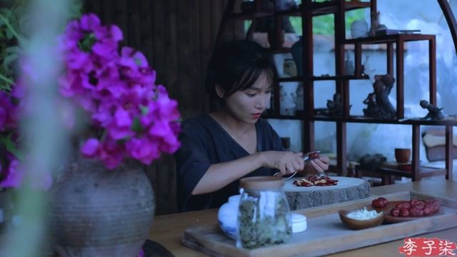 Slow-Boiled Autumn Pear Paste, Tasty, Cough Relief & Good for Lung炉火慢慢熬炼出的秋梨膏，止咳润肺滋味好|Liziqi channe смотреть онлайн
