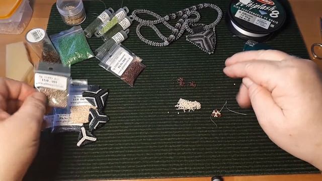 Мк.Треугольник из бисера. смотреть онлайн